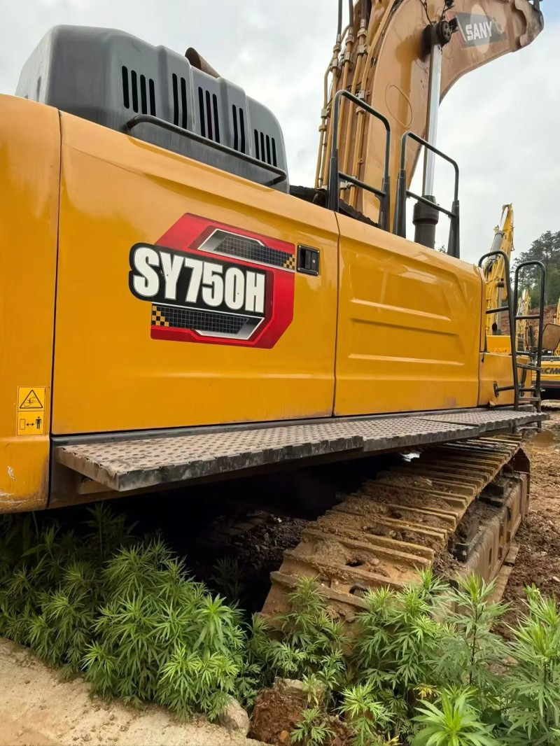 [Demanded Big Buffalo] Escavadora de grande escala Sany750H em 2024, tabela real 8074 horas, máquina de terra pura